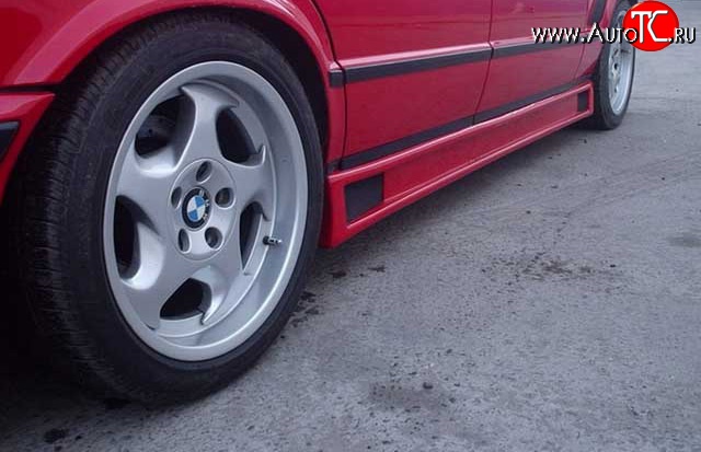 3 449 р. Пороги накладки Riger-Style BMW 5 серия E34 седан дорестайлинг (1988-1994)  с доставкой в г. Кемерово