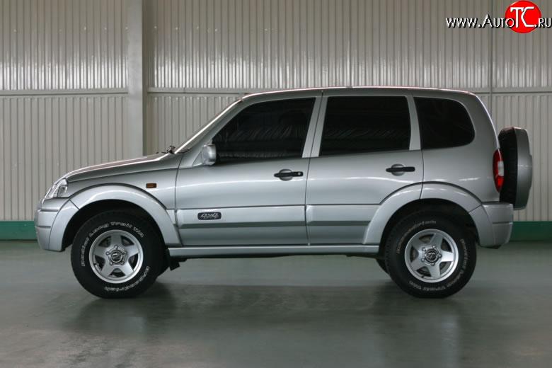 2 499 р. Обтекатель порогов Апал Chevrolet Niva 2123 дорестайлинг (2002-2008) (Неокрашенные)  с доставкой в г. Кемерово