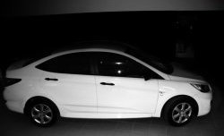 3 599 р. Комплект накладок Sport на пороги автомобиля Hyundai Solaris RBr хэтчбэк рестайлинг (2014-2017) (Неокрашенные)  с доставкой в г. Кемерово. Увеличить фотографию 2