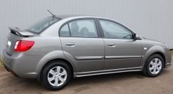 5 999 р. Пороги накладки GT Dynamics KIA Rio 2 JB дорестайлинг седан (2005-2009) (Неокрашенные)  с доставкой в г. Кемерово. Увеличить фотографию 1