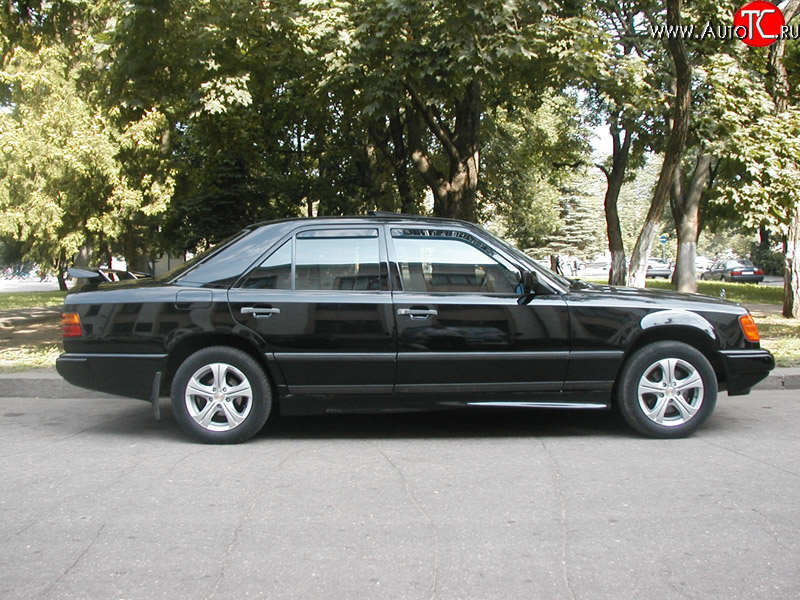 3 199 р. Пороги накладки Classic Mercedes-Benz E-Class W124 седан дорестайлинг (1984-1993)  с доставкой в г. Кемерово