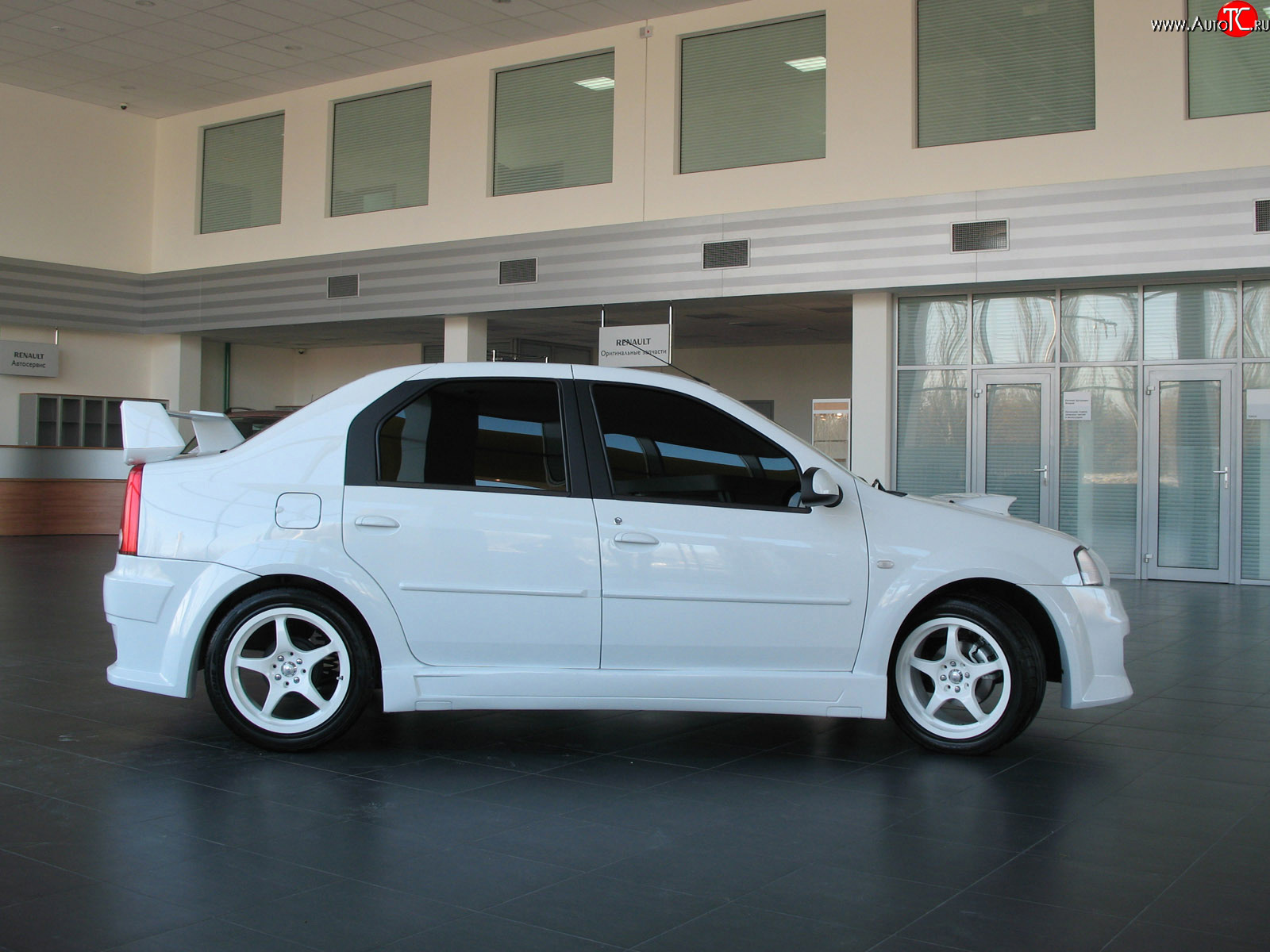 4 699 р. Пороги накладки Power DM  Renault Logan  1 (2004-2010) дорестайлинг (Неокрашенные)  с доставкой в г. Кемерово