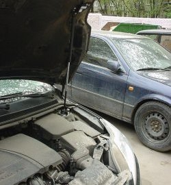 2 249 р. Упор капота Sport Ford Focus 2 седан рестайлинг (2007-2011) (Без кронштейна)  с доставкой в г. Кемерово. Увеличить фотографию 2