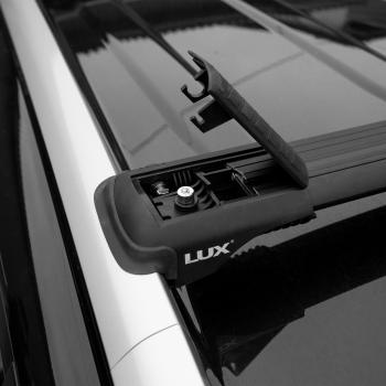 11 449 р. Багажник в сборе LUX Хантер L55  Audi A6 (C6,  (C8) универсал), A6 allroad quattro (C7), BMW X3 E83, CITROEN X3 (E83), Fiat Panda 2 169, Haval Panda (2 169), JAC S7, Mercedes-Benz S7, Mitsubishi Outlander (CW0W), Nissan Qashqai (2), Peugeot 4007, Porsche 4007, Renault Koleos (1), SSANGYONG Kyron, Suzuki Ignis, Volkswagen Ignis, Volvo V70 (аэро-трэвэл (98-108 см и 104-114 см), черный)  с доставкой в г. Кемерово. Увеличить фотографию 8