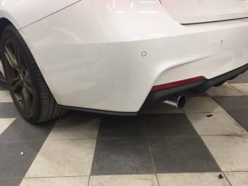 Накладки M-Perfomance под задний бампер (мини-лезвия) BMW 3 серия  F30 (2012-2018) седан дорестайлинг, седан рестайлинг
