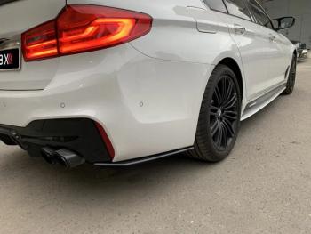 5 999 р. Накладки M-Perfomance под задний бампер (мини-лезвия) Inmax  BMW 5 серия  G30 (2016-2020) дорестайлинг, седан (цвет: черный глянец)  с доставкой в г. Кемерово. Увеличить фотографию 5