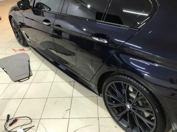 10 999 р. Пластиковые накладки M-порогов  BMW 5 серия  G30 (2016-2020) дорестайлинг, седан  с доставкой в г. Кемерово. Увеличить фотографию 4