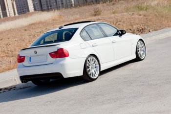 3 399 р. Лип спойлер  3 серия E90 (04-11) АВТОКРАТ  BMW 3 серия  E90 (2004-2008) седан дорестайлинг (Неокрашенный)  с доставкой в г. Кемерово. Увеличить фотографию 2