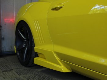 27 499 р. Пороги накладки MV Tuning. Chevrolet Camaro дорестайлинг (2008-2014) (Неокрашенные)  с доставкой в г. Кемерово. Увеличить фотографию 2