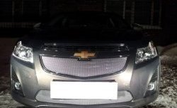 1 599 р. Сетка в решетку радиатора Russtal Chevrolet Cruze J305 хэтчбек рестайлинг (2012-2015) (хром)  с доставкой в г. Кемерово. Увеличить фотографию 2