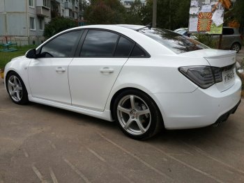 4 099 р. Пороги накладки пластиковые CT  Chevrolet Cruze ( J300,  J305,  J308) (2009-2015) седан дорестайлинг, хэтчбек дорестайлинг, седан рестайлинг, универсал рестайлинг, хэтчбек рестайлинг (Неокрашенные)  с доставкой в г. Кемерово. Увеличить фотографию 2