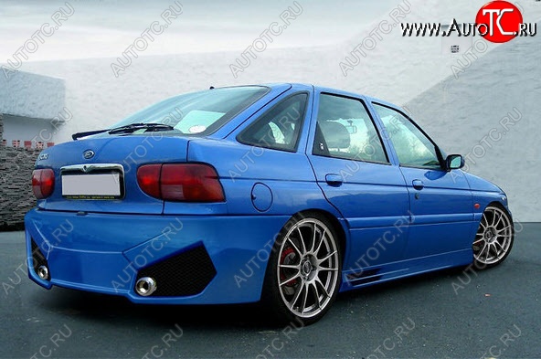 28 999 р. Задний бампер Golardo Ford Escort ANL 1-ый рестайлинг универсал (1992-1994)  с доставкой в г. Кемерово