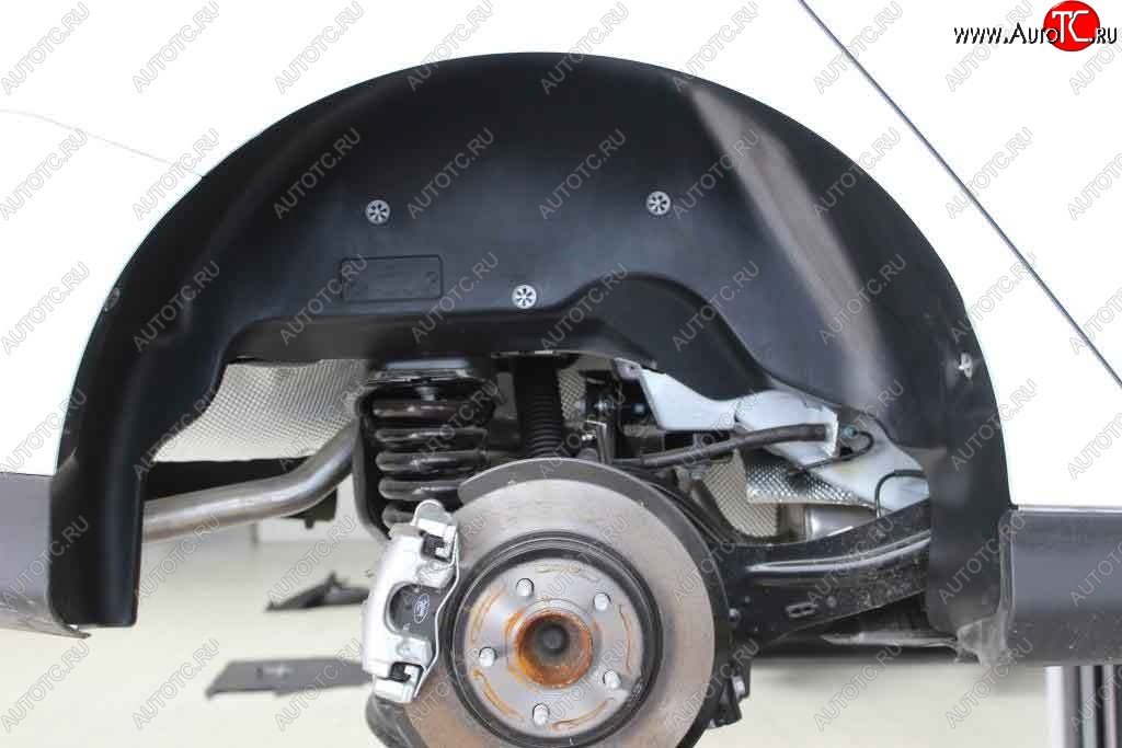 1 899 р. Задний правый подкрылок Novline Ford Focus 3 универсал рестайлинг (2014-2019)  с доставкой в г. Кемерово
