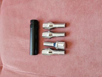 130 р. Колёсный болт длиной 28 мм Вектор M12 1.5 28 секретка (по 1 шт) (пос. место: конус)    с доставкой в г. Кемерово. Увеличить фотографию 2