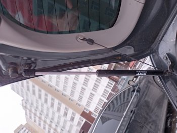 569 р. Упор крышки багажника SAT (газовый)  KIA Ceed  1 ED (2006-2012) дорестайлинг, хэтчбэк 5 дв., рестайлинг, хэтчбэк 5 дв.  с доставкой в г. Кемерово. Увеличить фотографию 2
