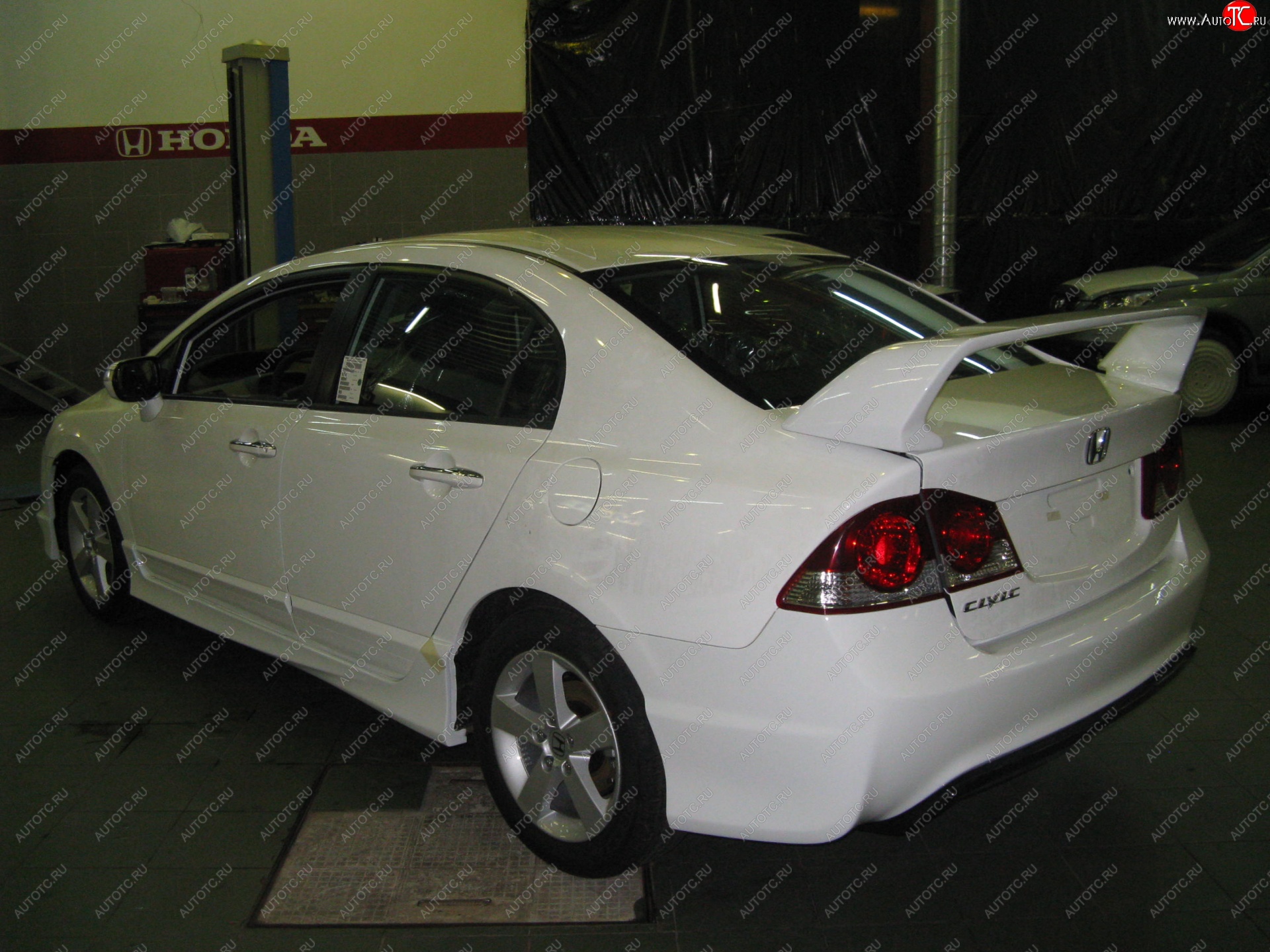 3 349 р. Спойлер Lit company Honda Civic FD седан дорестайлинг (2005-2008) (Неокрашенный)  с доставкой в г. Кемерово