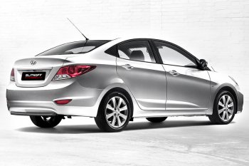Защита заднего бампера Slitkoff (d42) Hyundai Solaris RBr седан дорестайлинг (2010-2014) (Сталь с полимерным покрытием. Цвет: чёрный)