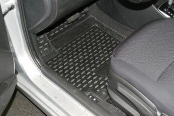 2 299 р. Комплект ковриков салона Element (полиуретан) Hyundai Solaris RBr хэтчбэк рестайлинг (2014-2017) (Черные)  с доставкой в г. Кемерово. Увеличить фотографию 2