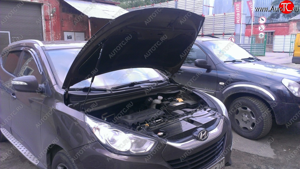 2 969 р. Газовый упор капота Broomer Hyundai IX35 LM дорестайлинг (2009-2013)  с доставкой в г. Кемерово