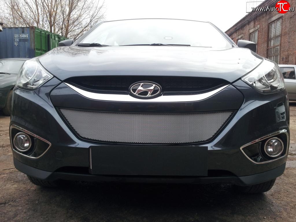 2 199 р. Сетка на бампер Russtal (хром) Hyundai IX35 LM дорестайлинг (2009-2013)  с доставкой в г. Кемерово