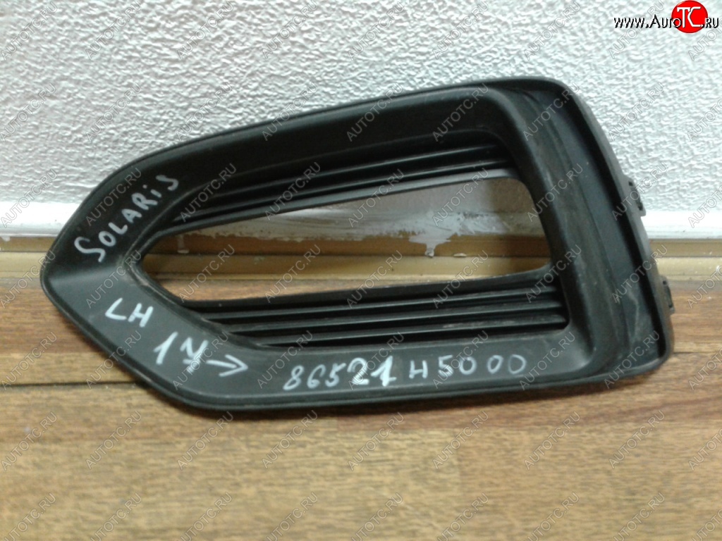 2 259 р. Рамка противотуманной фары Стандартная (левая) Hyundai Solaris HCR седан дорестайлинг (2017-2020)  с доставкой в г. Кемерово