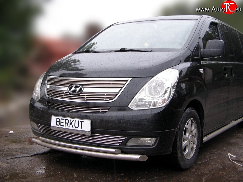 3 799 р. Декоративная вставка воздухозаборника Berkut Hyundai Starex/Grand Starex/H1 TQ рестайлинг (2014-2018)  с доставкой в г. Кемерово