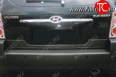 4 749 р. Накладка на крышку багажника СТ Hyundai Tucson JM (2004-2010)  с доставкой в г. Кемерово