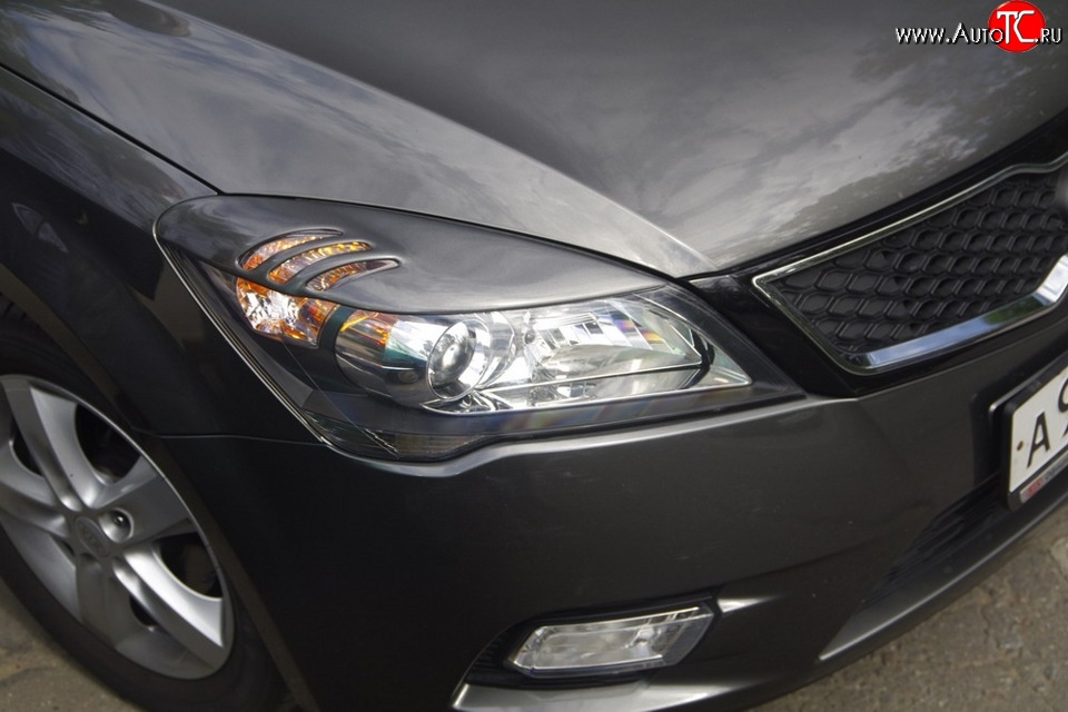 1 599 р. Реснички на фары (рестайлинг) K-1  KIA Ceed  1 ED (2010-2012) рестайлинг, хэтчбэк 5 дв. (Неокрашенные)  с доставкой в г. Кемерово