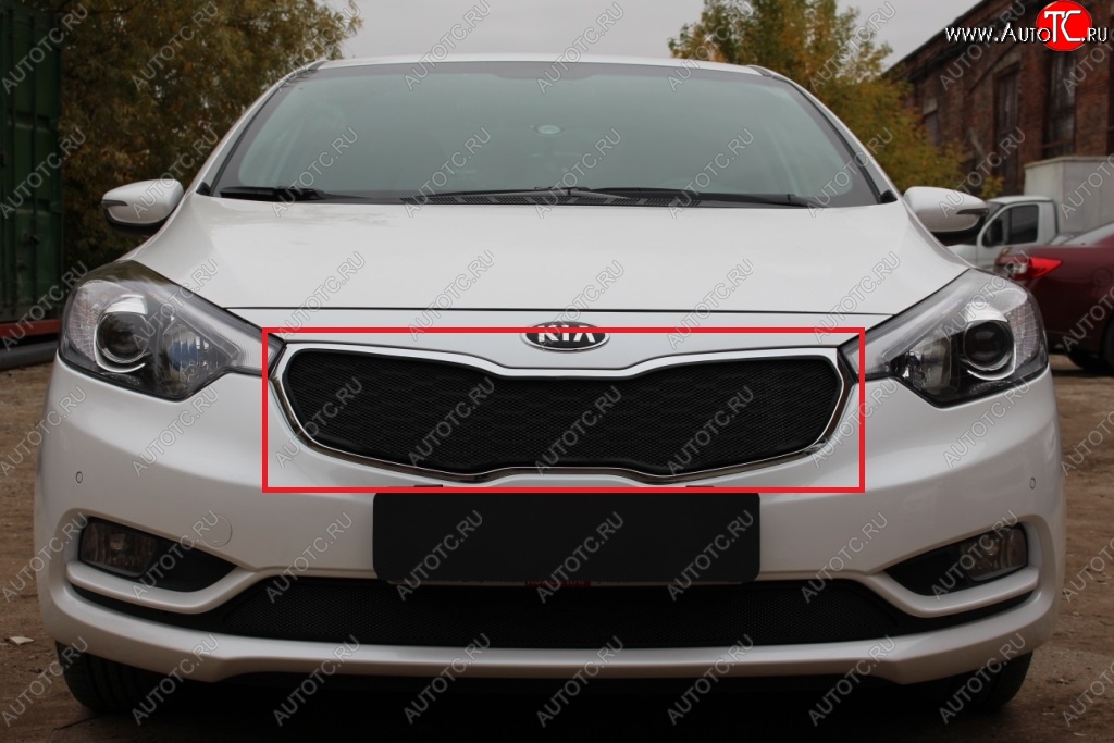 1 469 р. Сетка в решетку радиатора Russtal KIA Cerato 3 YD дорестайлинг седан (2013-2016) (черная)  с доставкой в г. Кемерово