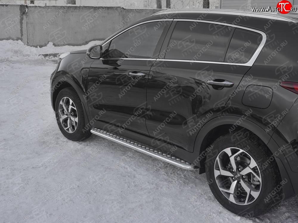 22 999 р. Порожки для ног SLITKOFF (Ø42 мм)  KIA Sportage  4 QL (2018-2022) рестайлинг (Лист алюминиевый, труба - сталь окрашенная в черный цвет)  с доставкой в г. Кемерово