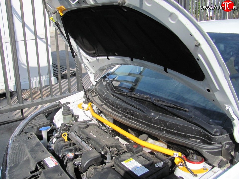 2 969 р. Упор капота Sport  KIA Sportage  3 SL (2010-2016) дорестайлинг, рестайлинг  с доставкой в г. Кемерово