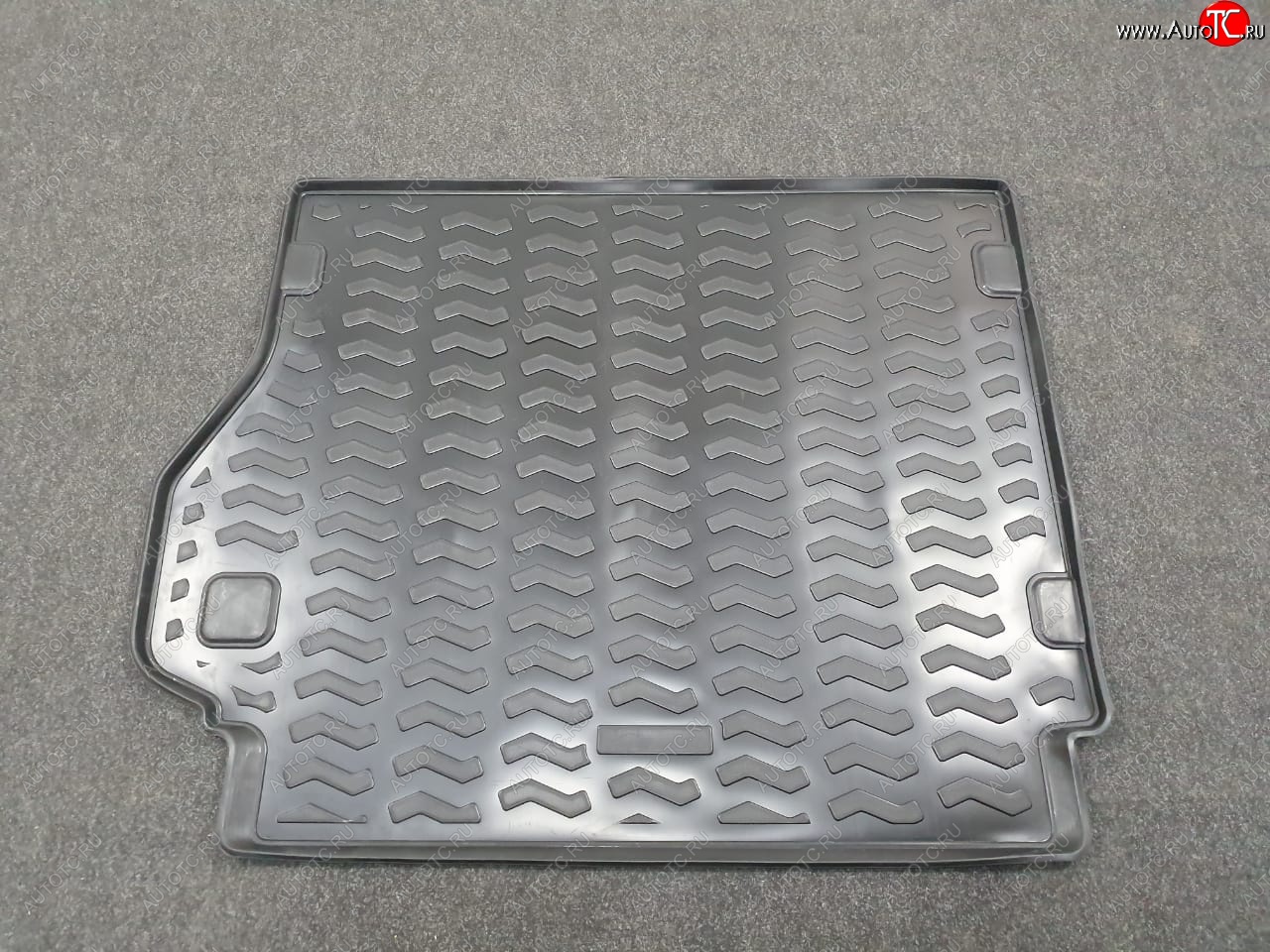 1 599 р. Коврик багажника Aileron  Land Rover Range Rover Sport  1 L320 (2005-2013) дорестайлинг, рестайлинг  с доставкой в г. Кемерово