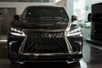 Решетка радиатора HEMMES Lexus LX570  J200 (2007-2022) дорестайлинг, 1-ый рестайлинг, 2-ой рестайлинг (цвет: черный матовый)