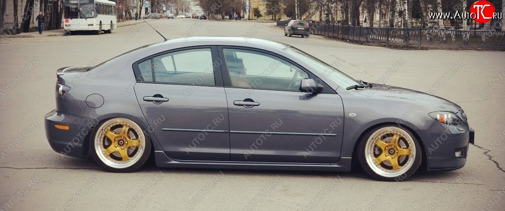 4 549 р. Пороги накладки Сток 2л  Mazda 3/Axela  BK (2003-2009) дорестайлинг седан, дорестайлинг, хэтчбэк, рестайлинг седан, рестайлинг, хэтчбэк (Неокрашенные)  с доставкой в г. Кемерово