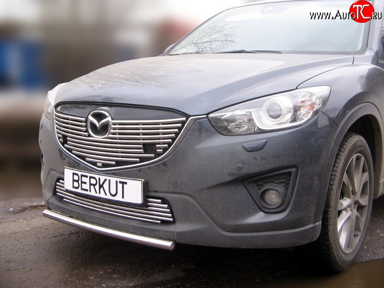 5 199 р. Декоративная вставка воздухозаборника Berkut (d16 мм) Mazda CX-5 KE рестайлинг (2015-2017)  с доставкой в г. Кемерово