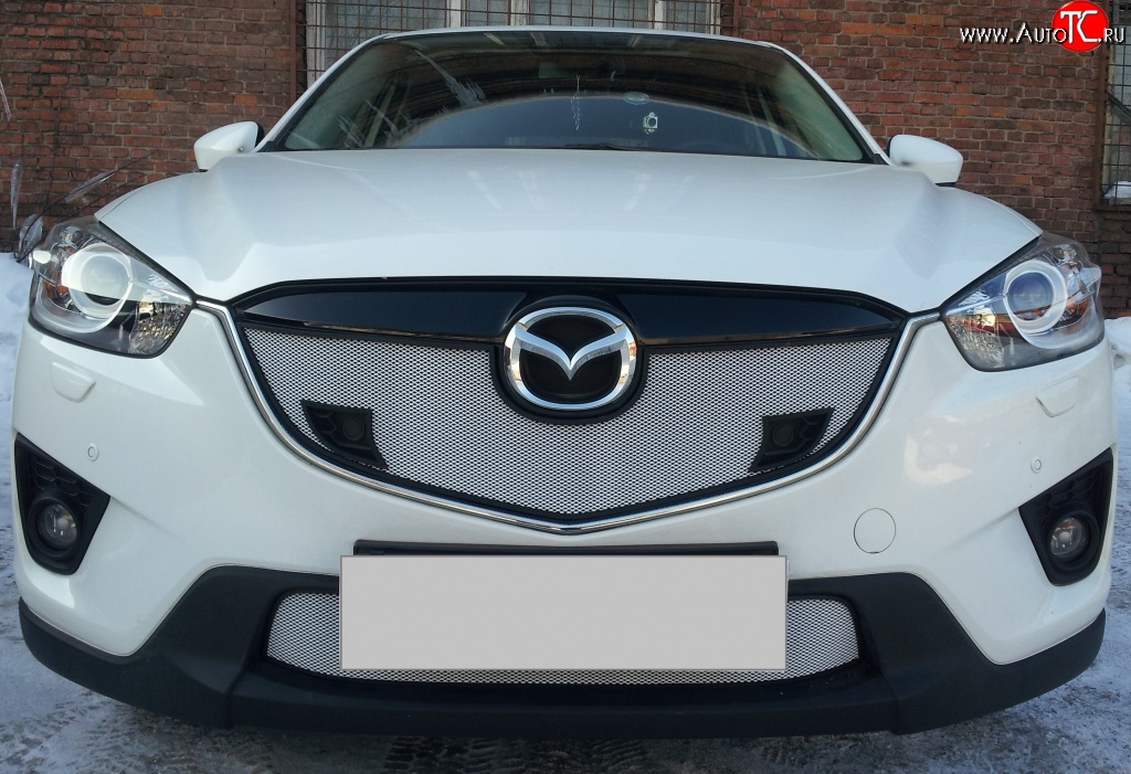 1 699 р. Сетка в решетку радиатора (с парктроником) Russtal Mazda CX-5 KE дорестайлинг (2011-2014) (хром)  с доставкой в г. Кемерово