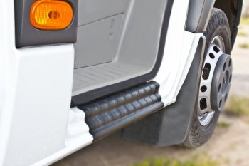 Накладка на внутренние пороги дверей RA Mercedes-Benz Sprinter  W906 (2006-2013)