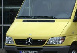 13 549 р. Пластиковый капот (Classic) Стандартный Mercedes-Benz Sprinter W901 (1995-2000)  с доставкой в г. Кемерово. Увеличить фотографию 3