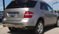 17 299 р. Накладка на задний бампер CT Mercedes-Benz ML class W164 дорестайлинг (2005-2008) (Неокрашенная)  с доставкой в г. Кемерово. Увеличить фотографию 2