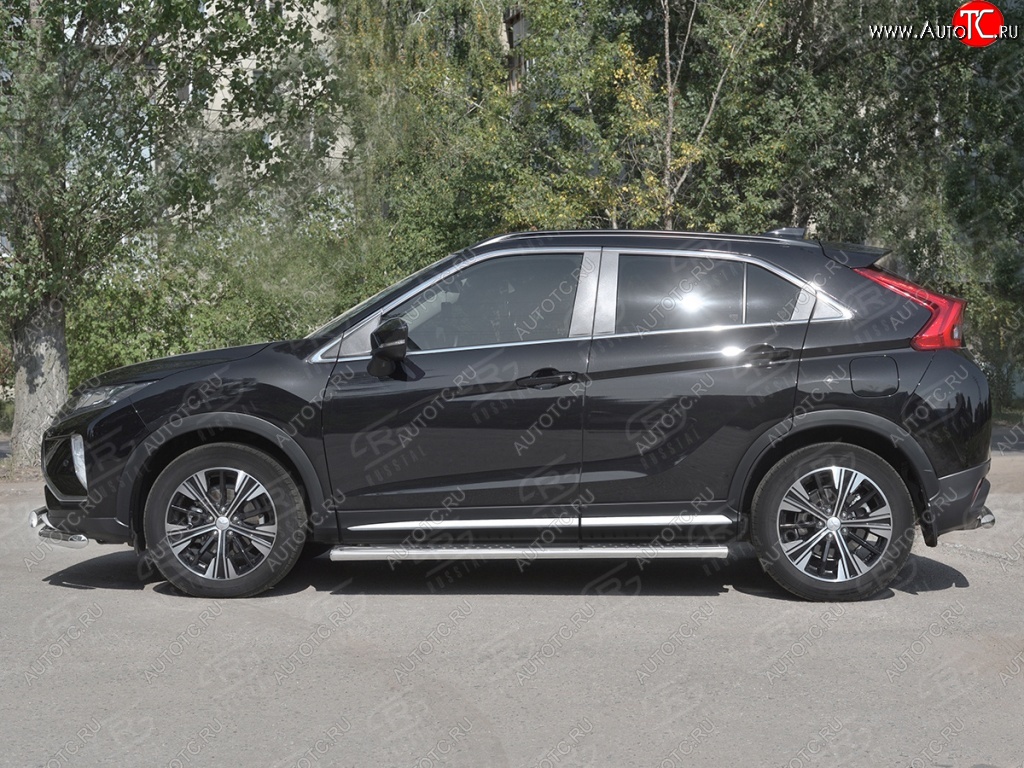 19 399 р. Пороги труба 120х60 овал с проступью Russtal Mitsubishi Eclipse Cross GK дорестайлинг (2017-2021)  с доставкой в г. Кемерово