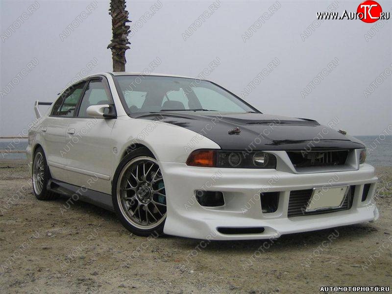 3 449 р. Решетка радиатора LIBERAL Mitsubishi Galant 8  дорестайлинг седан (1996-1998) (Неокрашенная)  с доставкой в г. Кемерово