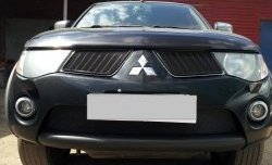 2 099 р. Нижняя сетка на бампер Russtal (черная) Mitsubishi Pajero Sport PB дорестайлинг (2008-2013)  с доставкой в г. Кемерово. Увеличить фотографию 2