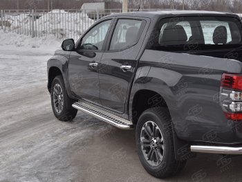 Порожки для ног SLITKOFF (Ø63 мм) Mitsubishi L200  5 KK,KL (2018-2022) рестайлинг (Лист алюминиевый, труба - нержавейка)