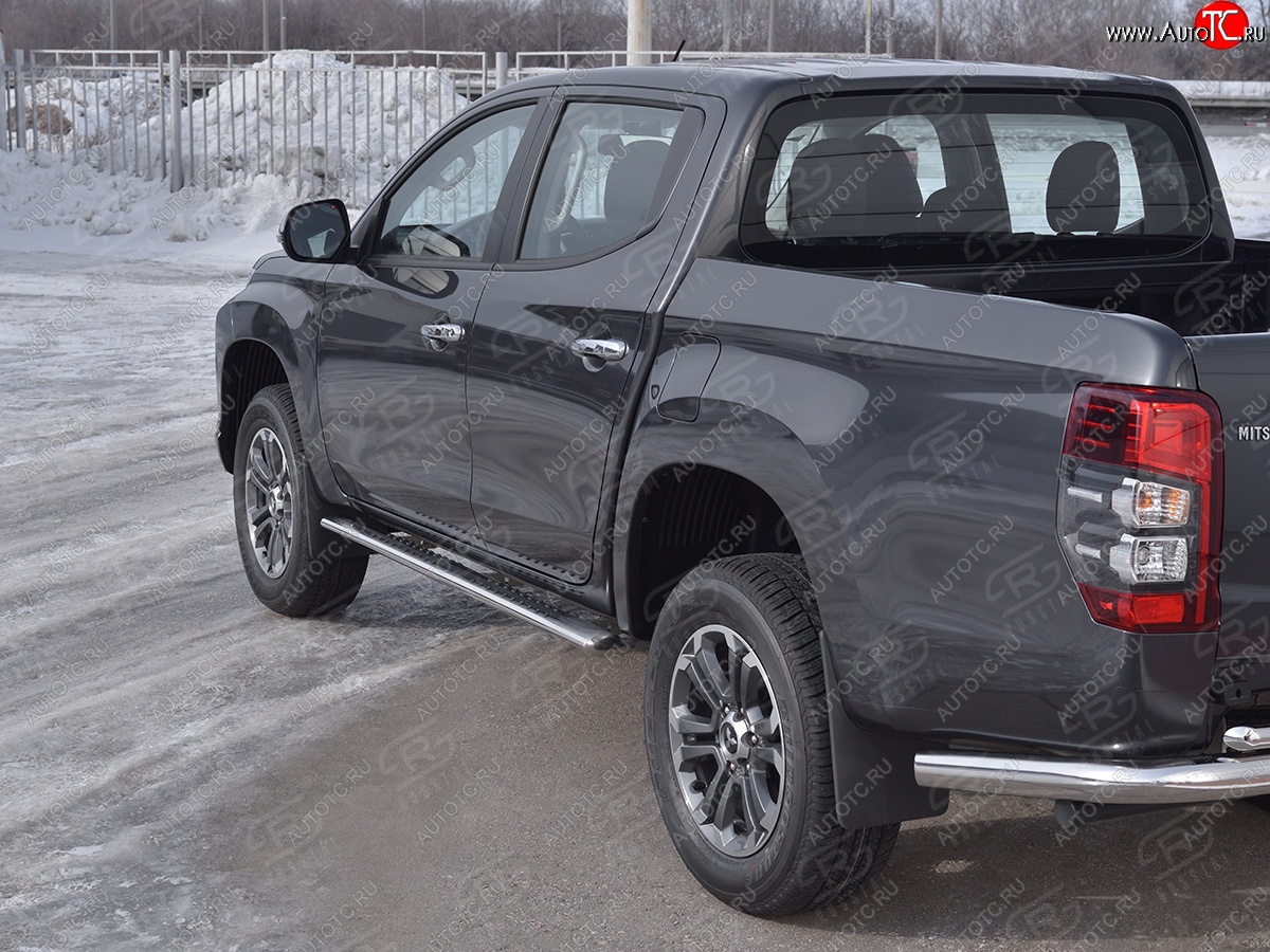 19 399 р. Защита порогов (Ø120x60 мм с проступью, нержавейка) Russtal Mitsubishi L200 5 KK,KL рестайлинг (2018-2022)  с доставкой в г. Кемерово