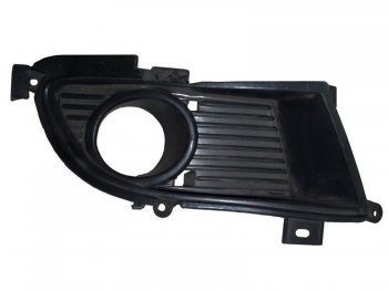 Правая оправа противотуманной фары SAT Mitsubishi Lancer  9 CS (2003-2005) седан 1-ый рестайлинг, универсал 1-ый рестайлинг