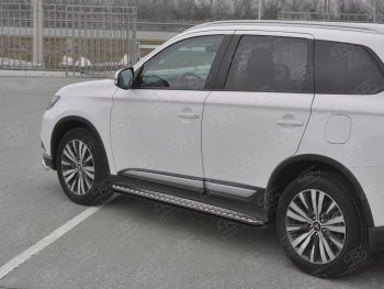 Порожки для ног SLITKOFF (Ø42 мм) Mitsubishi Outlander  GF (2018-2022) 3-ий рестайлинг (Лист алюминиевый, труба - сталь окрашенная в черный цвет)