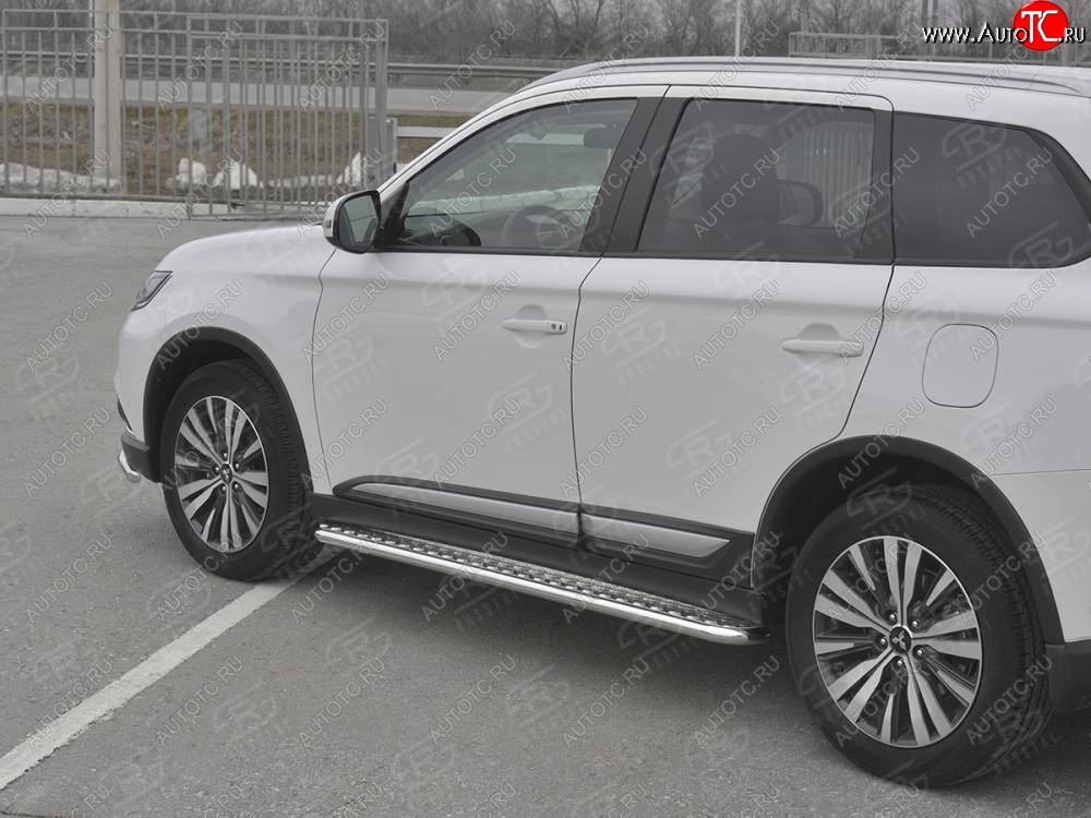 35 549 р. Порожки для ног SLITKOFF (Ø42 мм)  Mitsubishi Outlander  GF (2018-2022) 3-ий рестайлинг (Лист нержавейка, труба - нержавейка)  с доставкой в г. Кемерово