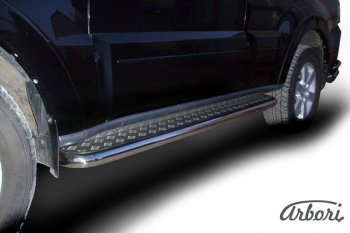 Защита штатных порогов с листом Arbori (нержавейка, алюминий, d57) Mitsubishi Pajero 4 V90 2-ой рестайлинг (2014-2020)