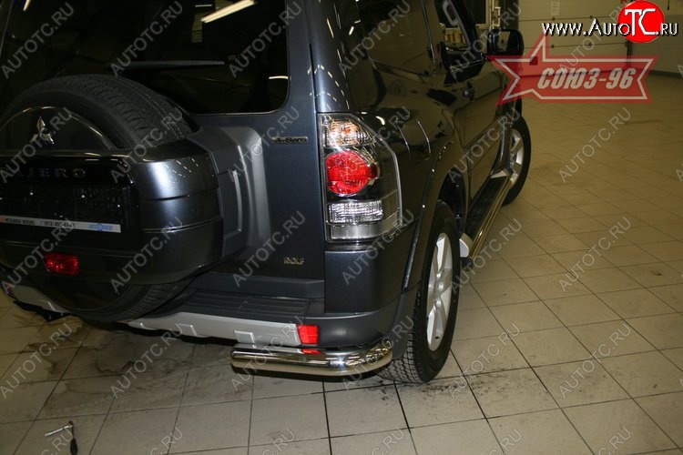 13 454 р. Защита заднего бампера Souz-96 (d76 уголки) Mitsubishi Pajero 4 V80 дорестайлинг (2006-2011)  с доставкой в г. Кемерово