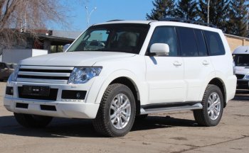 32 999 р. Бампер передний Broomer Design Mitsubishi Pajero 4 V80 дорестайлинг (2006-2011) (Неокрашенный)  с доставкой в г. Кемерово. Увеличить фотографию 1